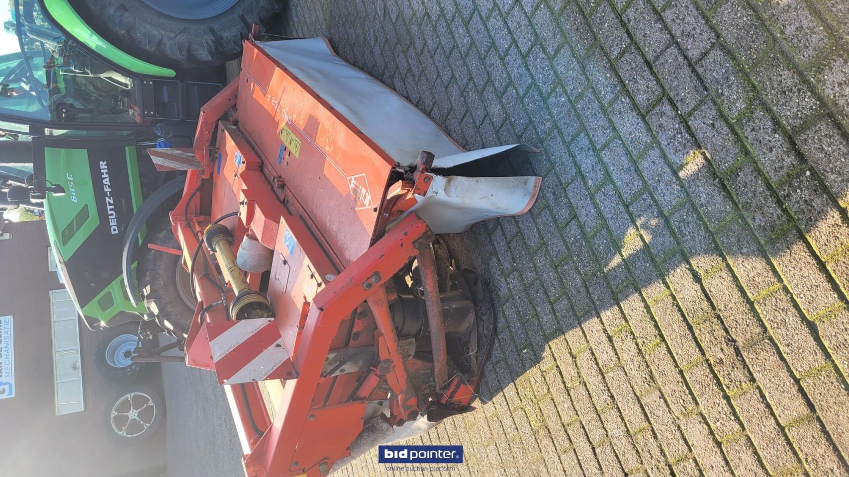 Kuhn frontmaaier GMD 702 F MAAIBALK DEFECT