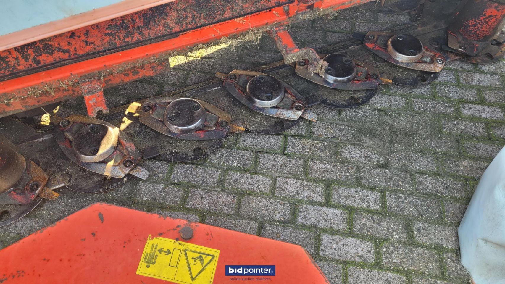 Kuhn frontmaaier GMD 702 F MAAIBALK DEFECT