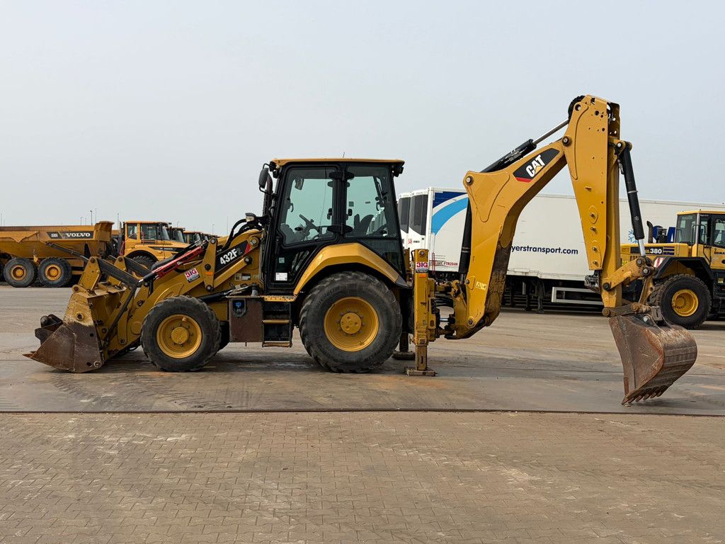 Caterpillar 432F2