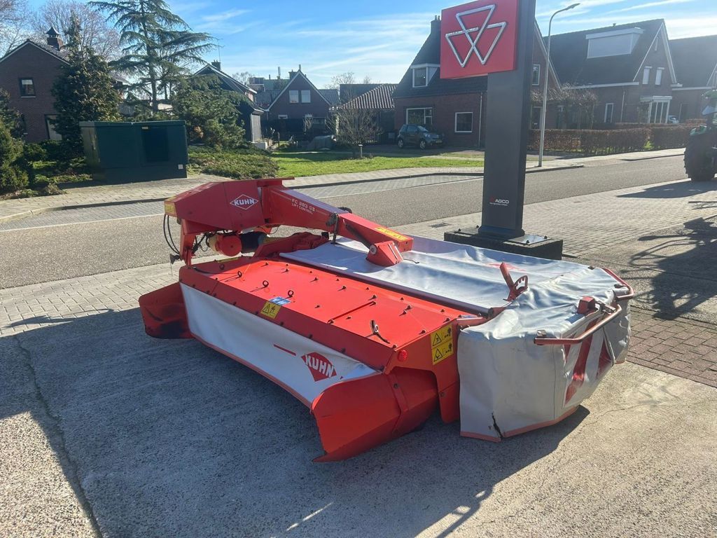 Kuhn FC 283