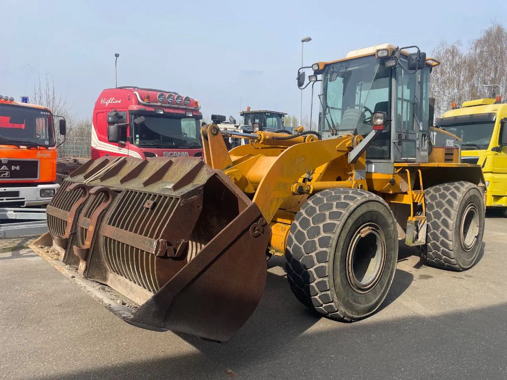Caterpillar 928G , Snelwissel , 2 x laadbak