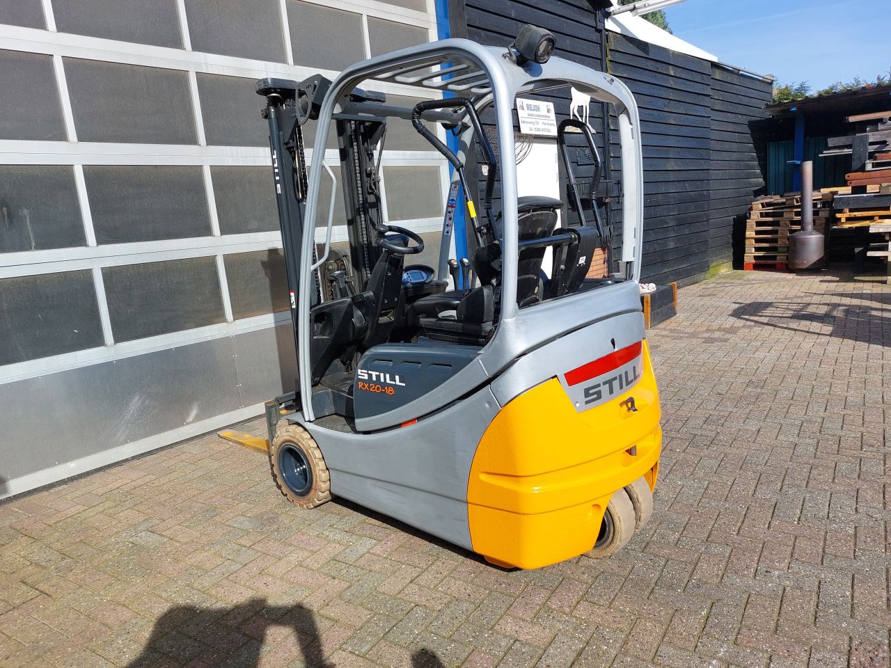 Still RX20-18 triplex sideshift 2012