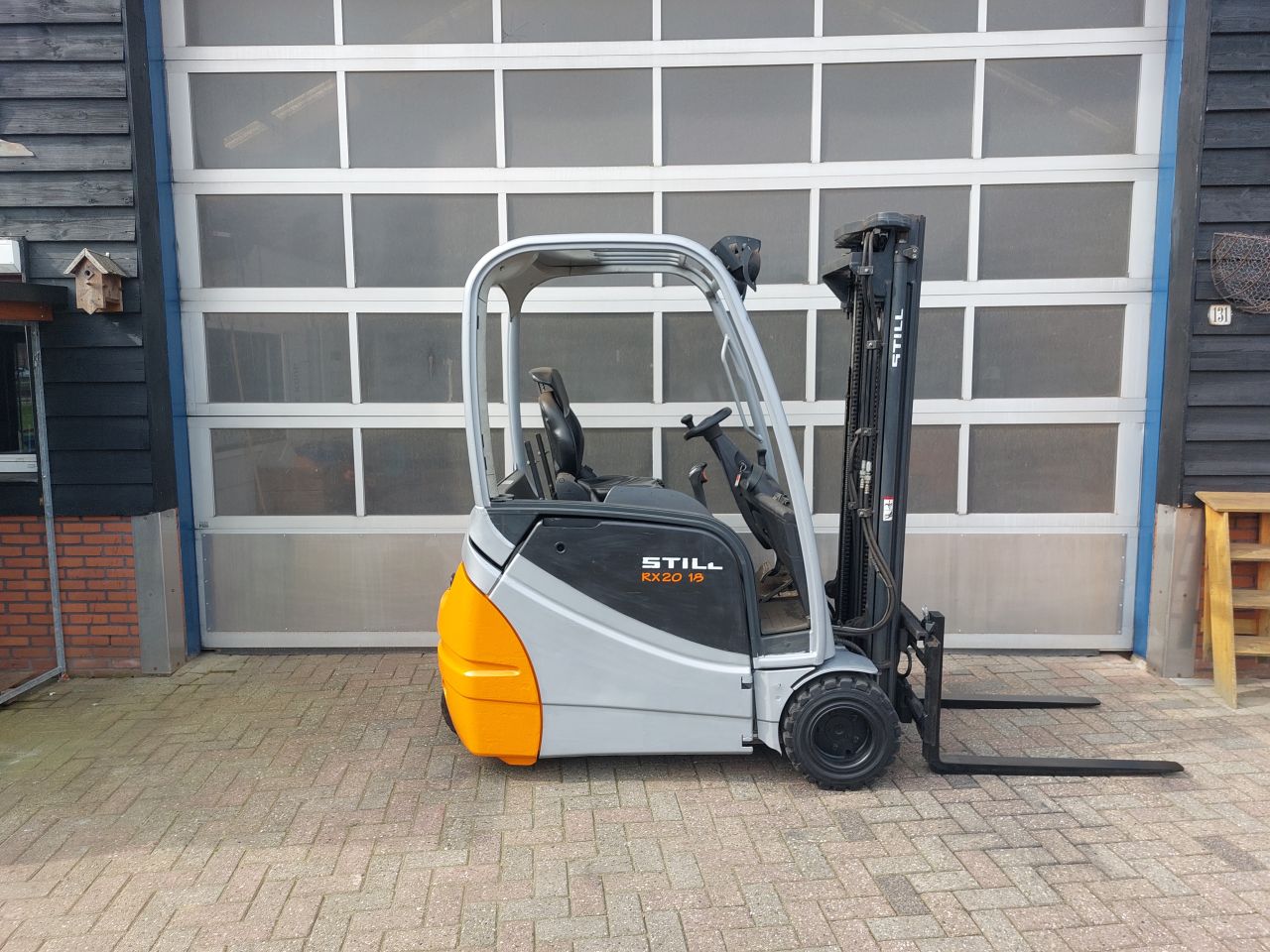 Still RX20-18 triplex sideshift 2011