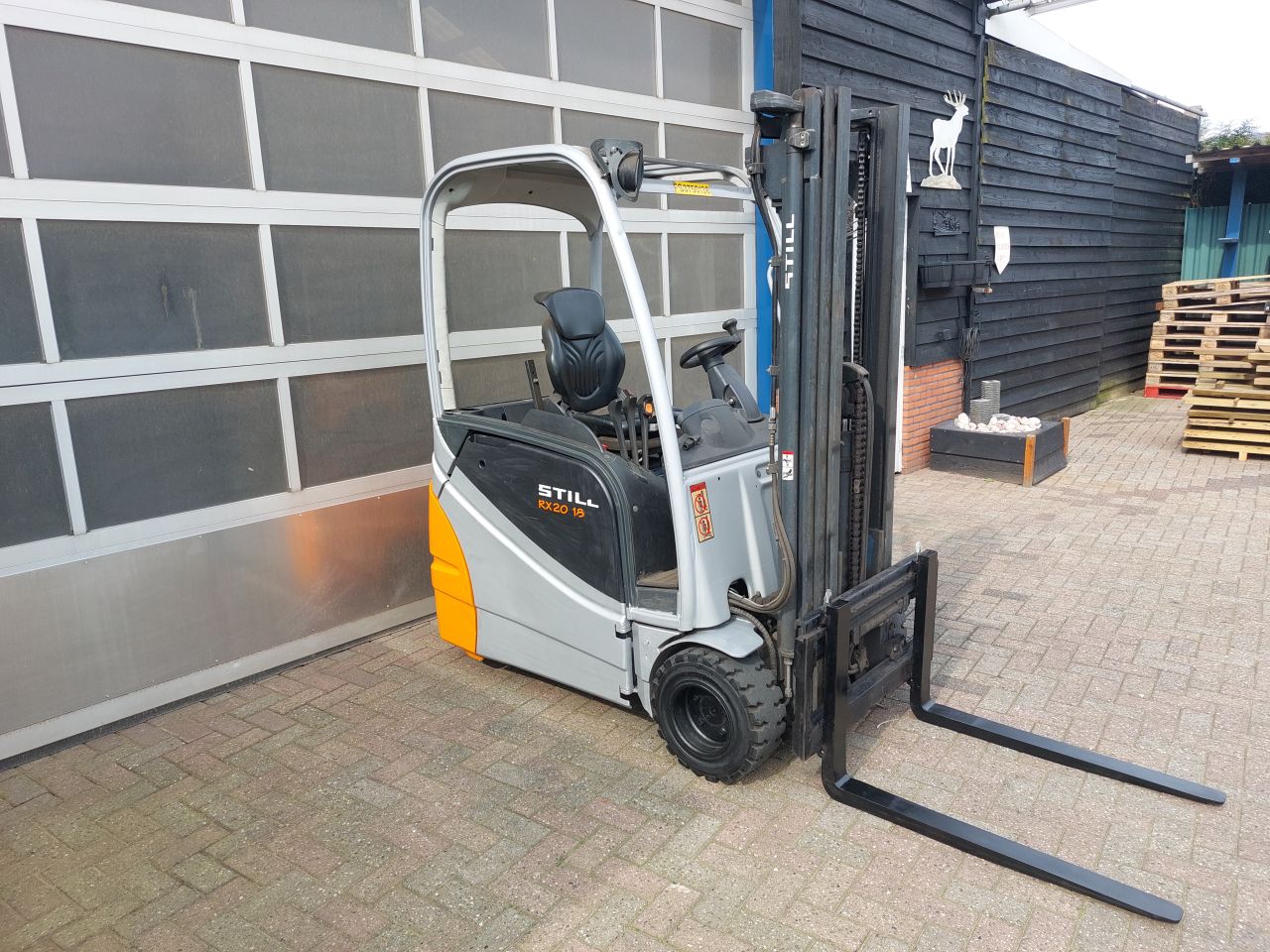 Still RX20-18 triplex sideshift 2011