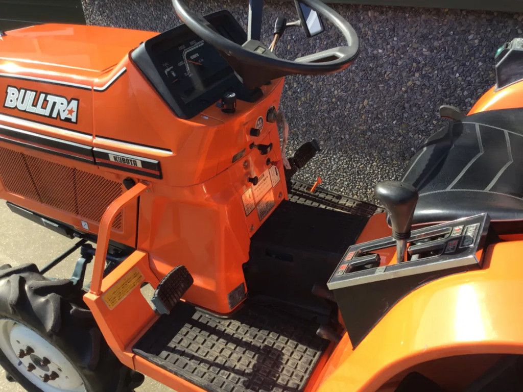 Kubota Bultra 16