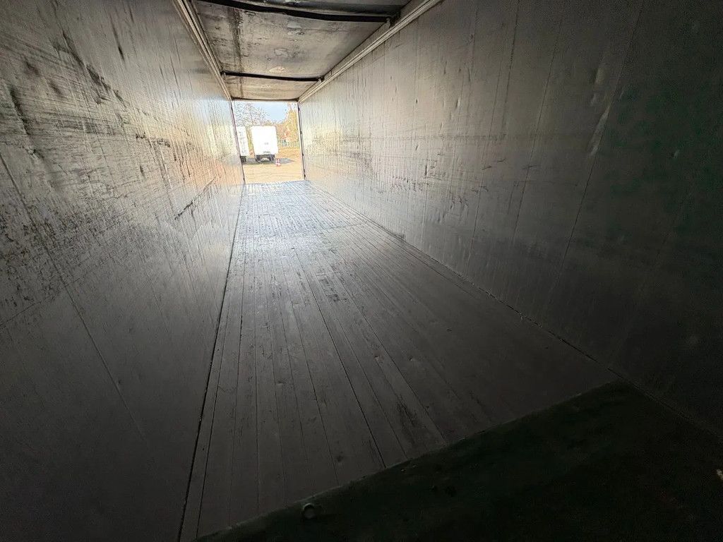 Knapen Trailers K100 K100 97m3 Cargo floor 10MM 3 years old Liftas APK/TUV 09-2026