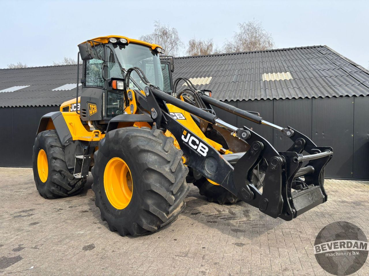 JCB 426S