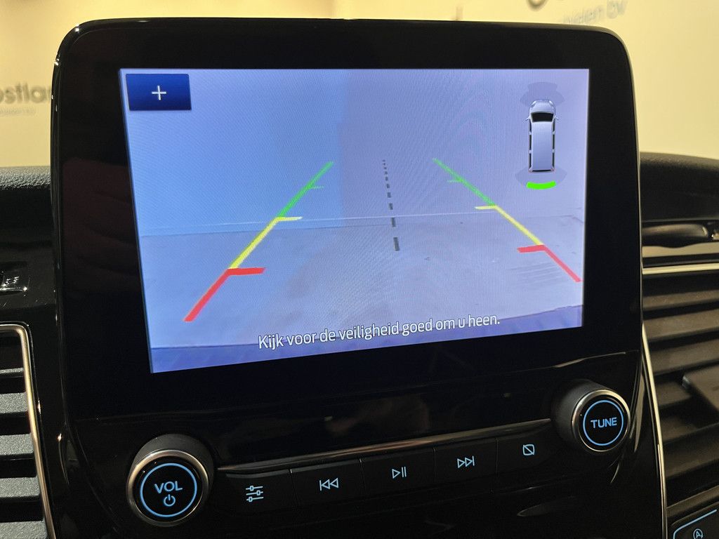 Ford Transit Custom 320 2.0 TDCI L2H2 Limited / Euro 6 / Airco / Camera / Cruise Control / CarPlay / navigatie / 3-Zits / 28.000 KM !!