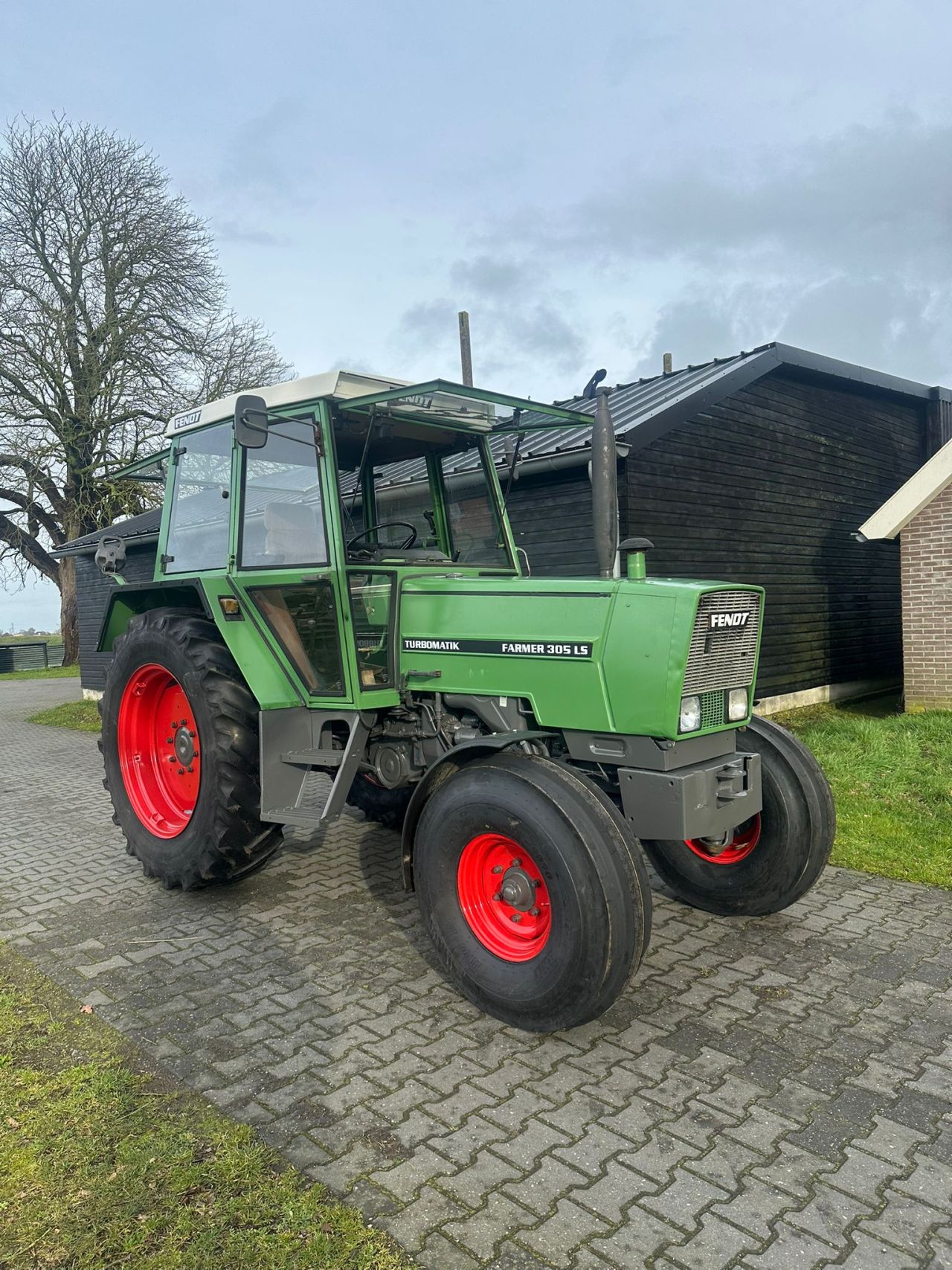 Fendt Farmer 305 LS