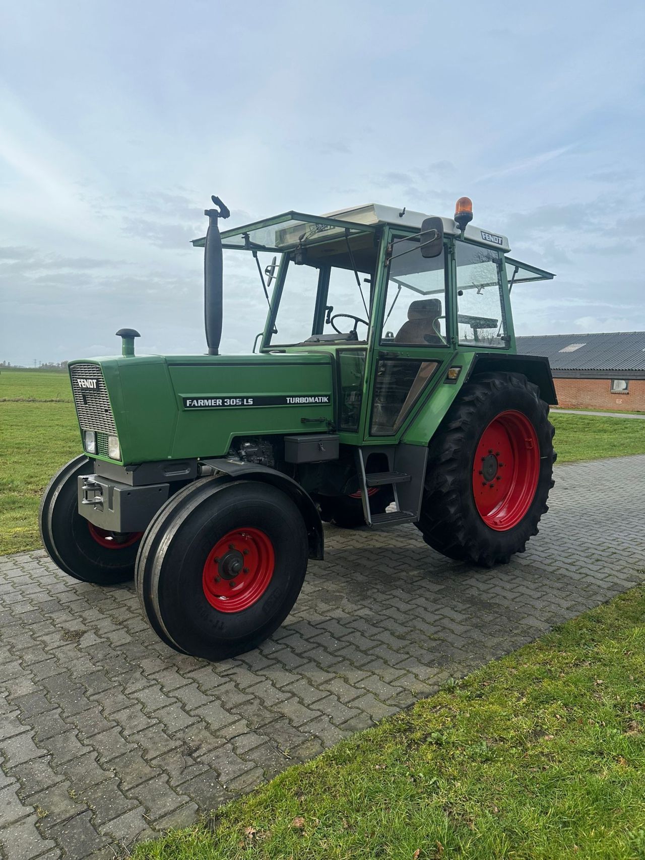 Fendt Farmer 305 LS