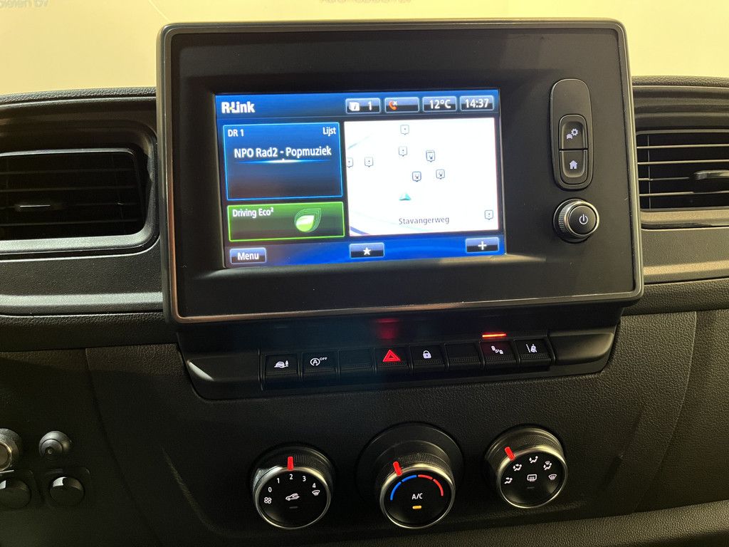 Renault Master 2.3 dCi 150 L2H2 150 PK Automaat / Euro 6 / Servicebus / Sortimo inrichting / 220V. / Airco / Cruise Control / Camera / Trekhaak / 72.000 KM !!