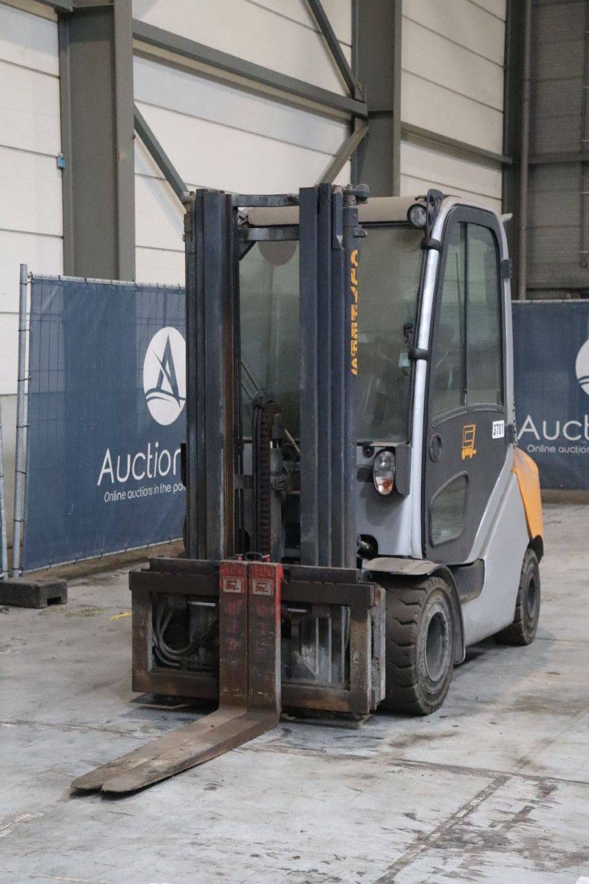 Gabelstapler, Diesel, 3000 kg, Baujahr 2013