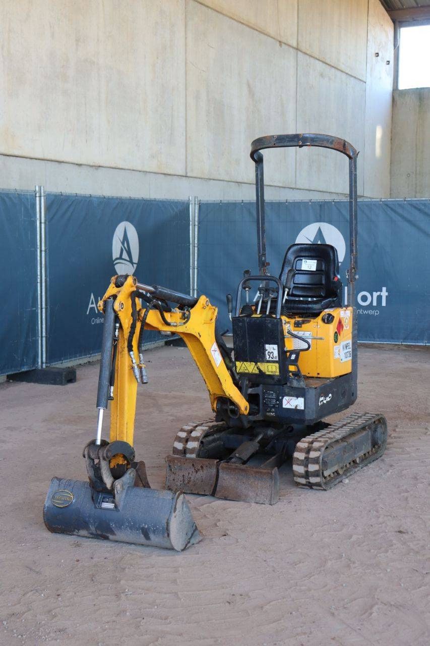 Mini excavator Bobcat E08 Diesel 2019