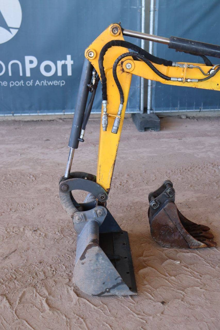 Mini excavator Bobcat E08 Diesel 2019