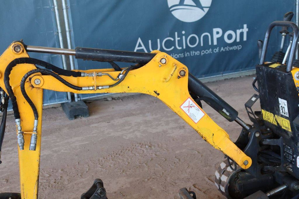 Mini excavator Bobcat E08 Diesel 2019