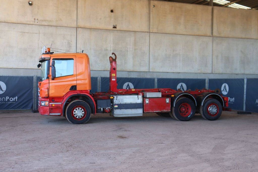 Hooklift system Scania P 340 Diesel Truck