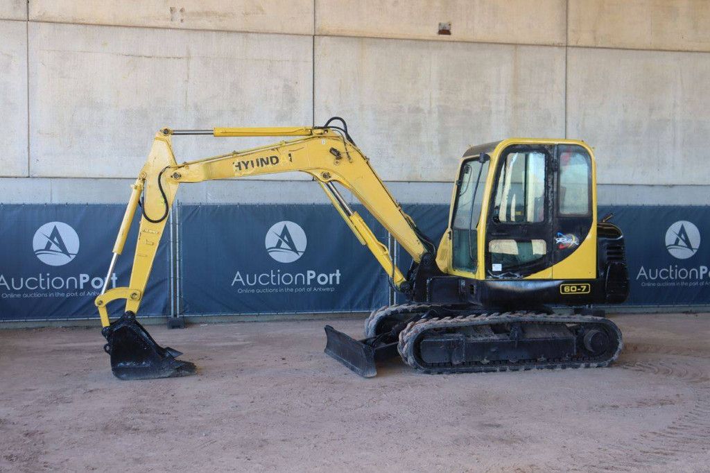 Hyundai R60-7 Diesel Crawler Excavator 2011