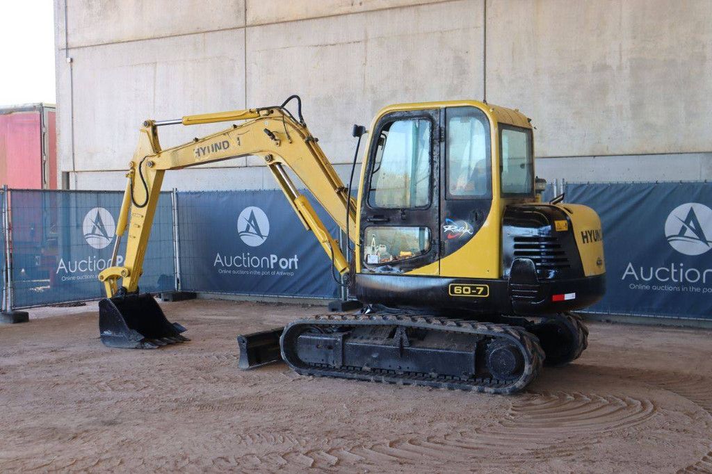 Hyundai R60-7 Diesel Crawler Excavator 2011