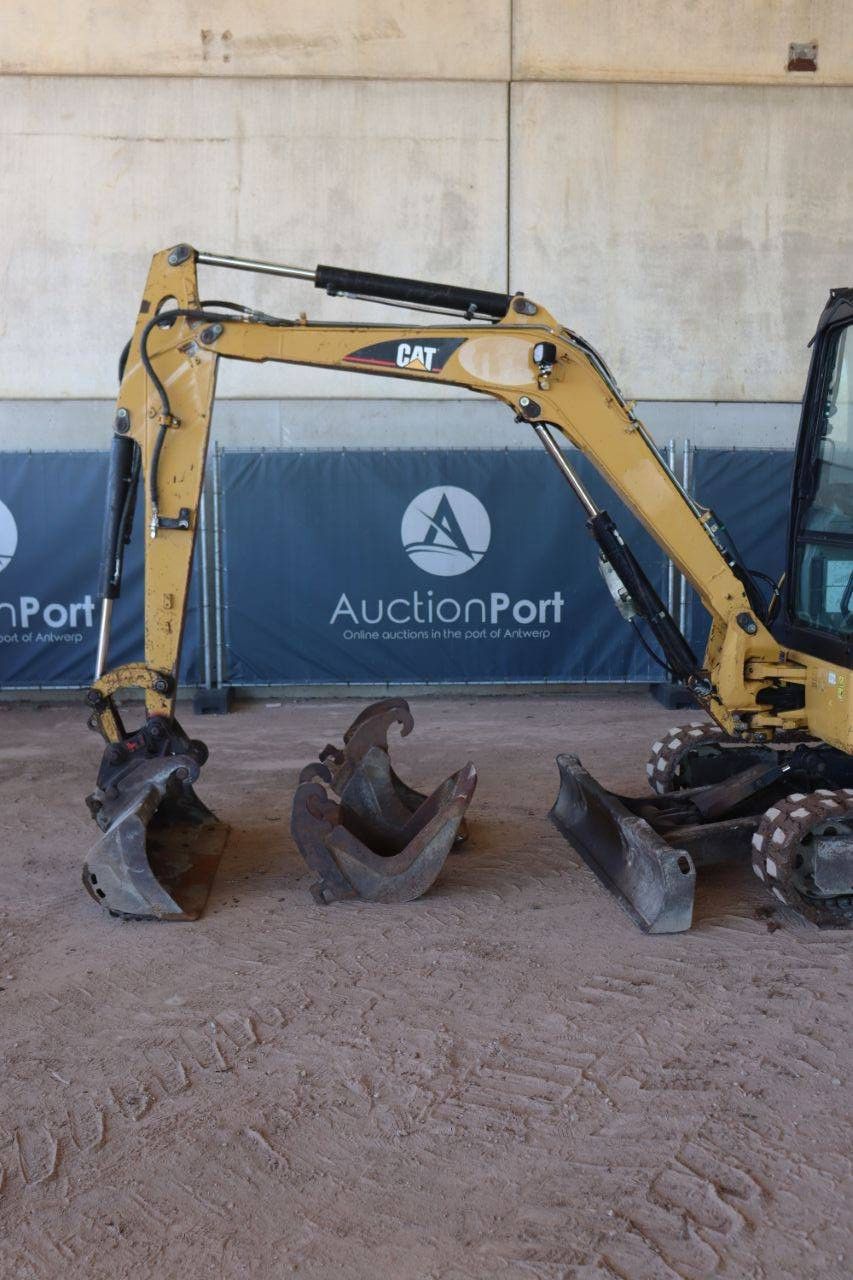 Raupenbagger Caterpillar 303.5C Diesel 2012