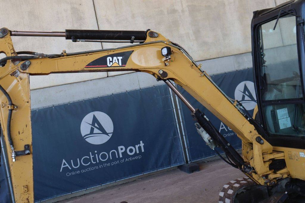 Raupenbagger Caterpillar 303.5C Diesel 2012