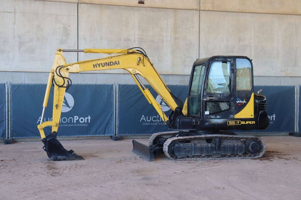Hyundai R55-7 Diesel Crawler Excavator 2012