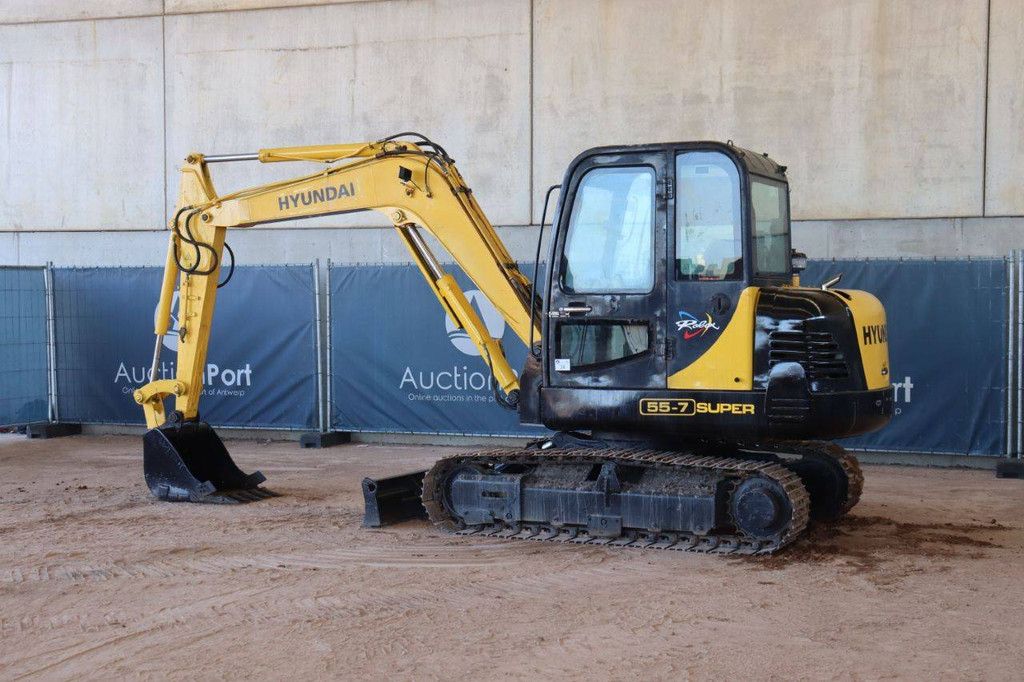 Hyundai R55-7 Diesel Crawler Excavator 2012