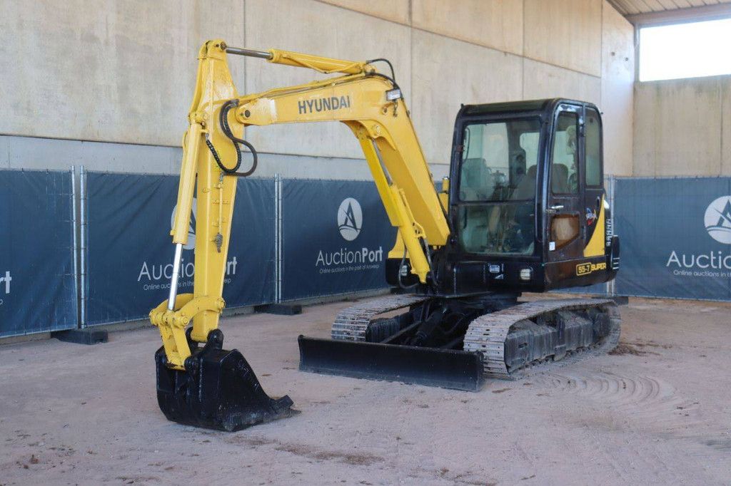 Hyundai R55-7 Diesel Crawler Excavator 2012