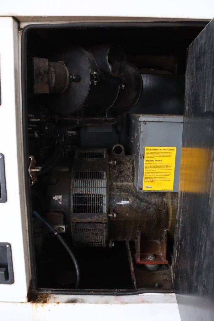 Generator SDMO R220C3 Diesel 200kVA 2012