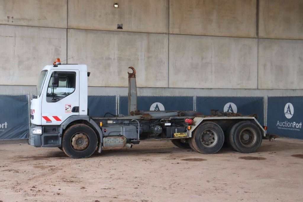 Renault Premium 370dCi Diesel-Lkw, 370 PS, Baujahr 2004, mit Hakenliftsystem