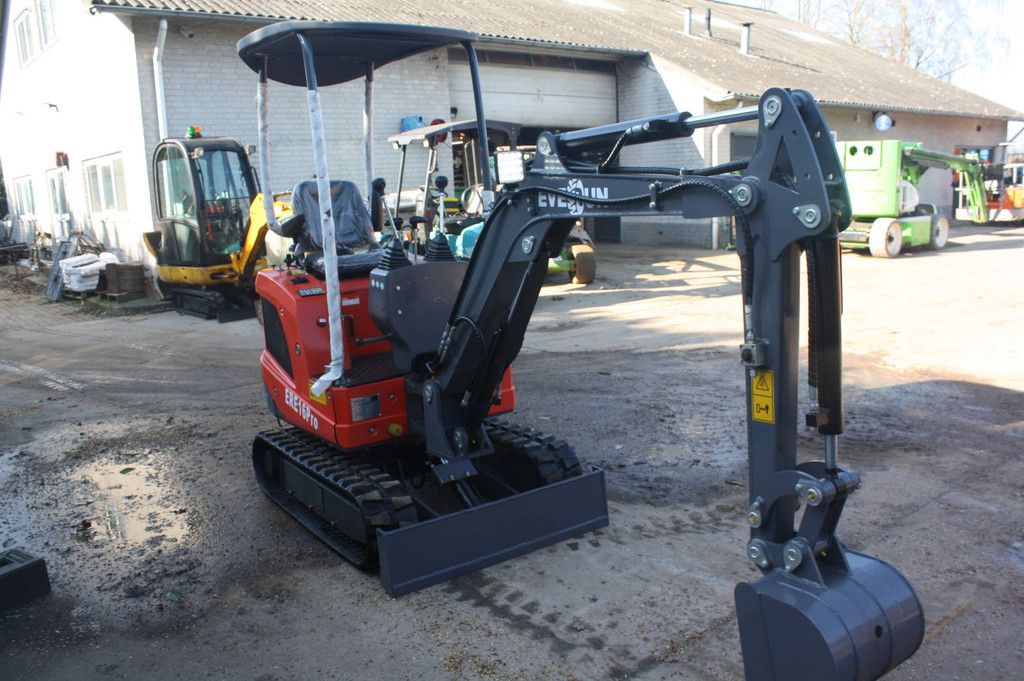Mini excavator EVERUN ERE16pro Diesel 2025 Refit