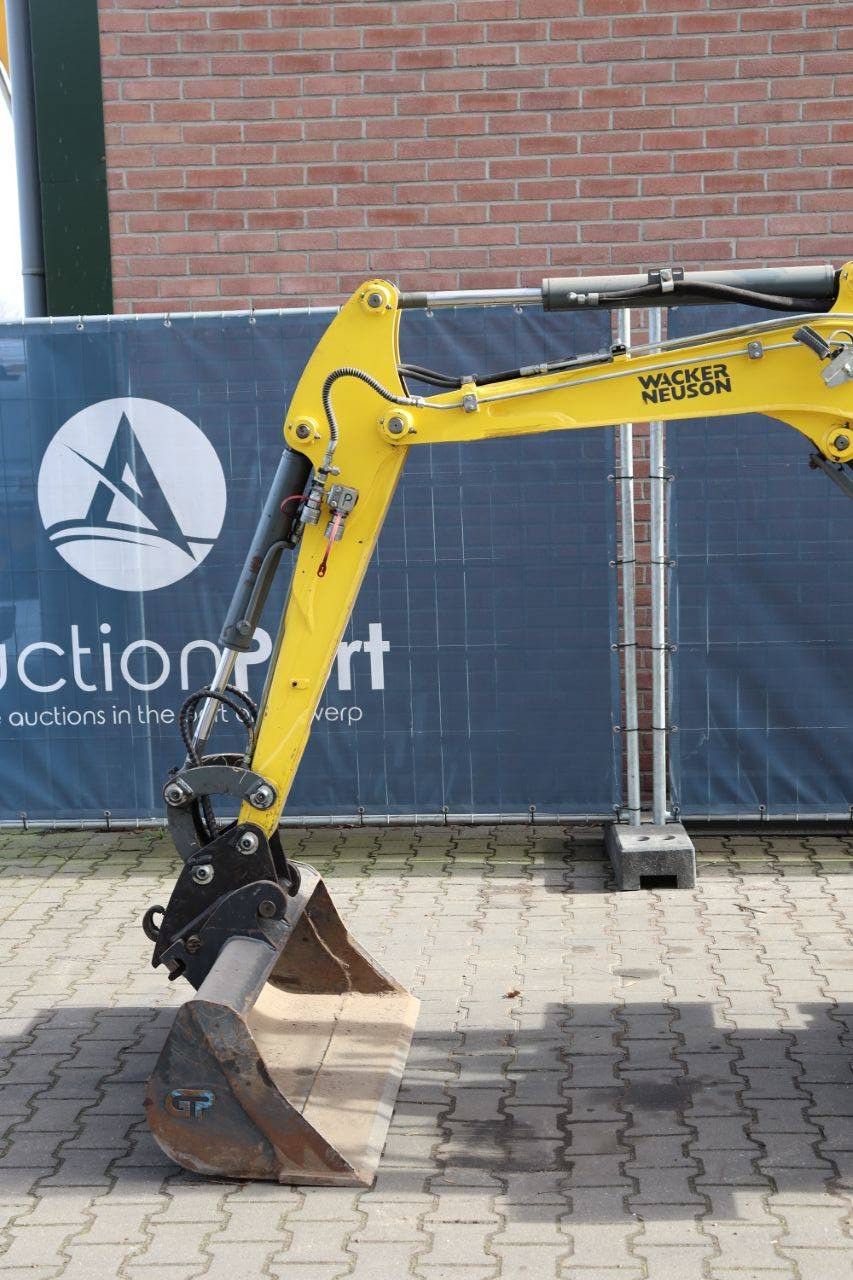 Mini excavator Wacker Neuson ET24 Diesel 2017