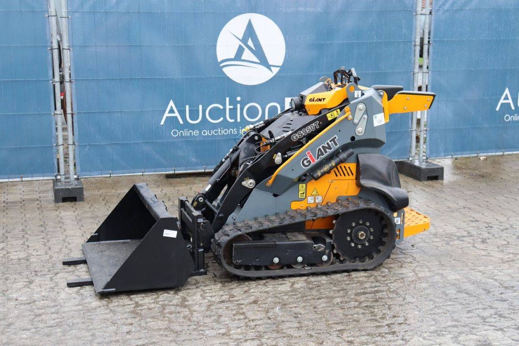 Kompaktlader Giant GS950T Diesel 2025