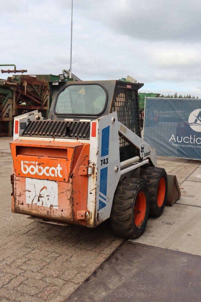 Schranklader Bobcat 743 Diesel