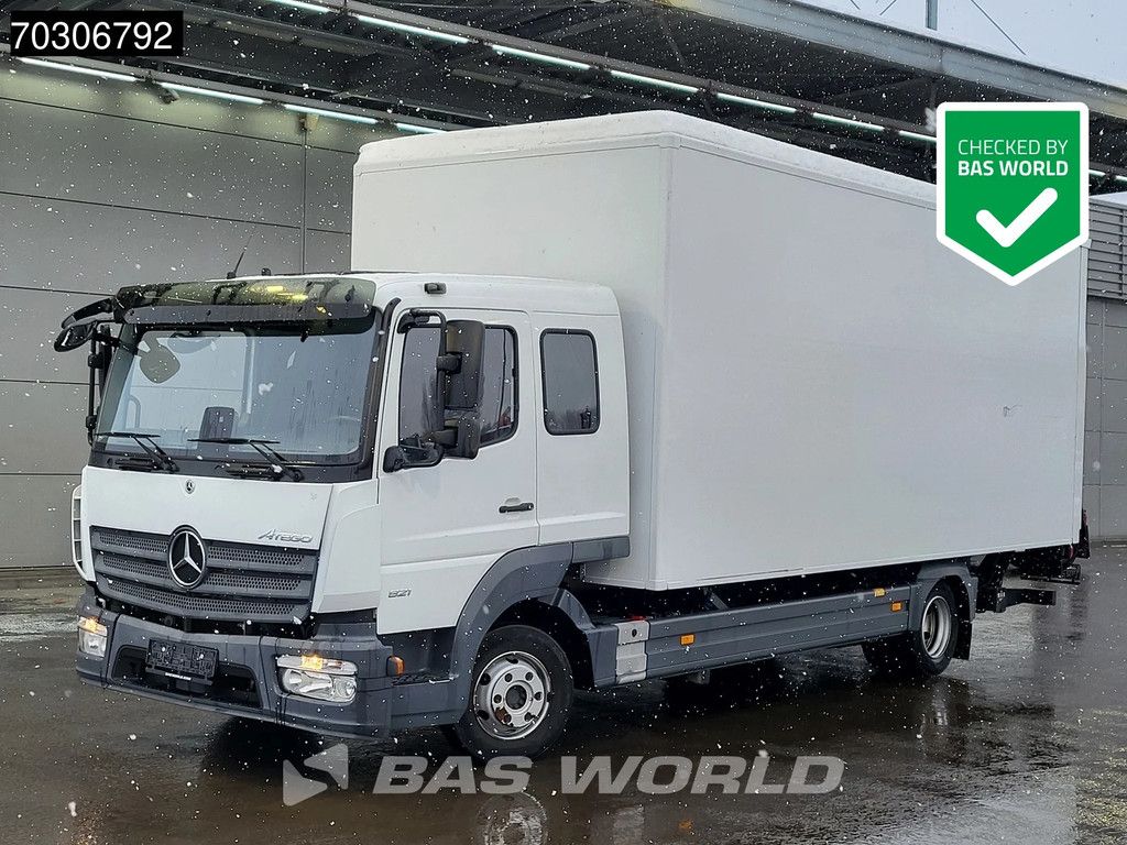 Mercedes Atego 821 4X2 8tonner Automatic crewcab 6 seats 1000kg Ladebordwand Euro 6