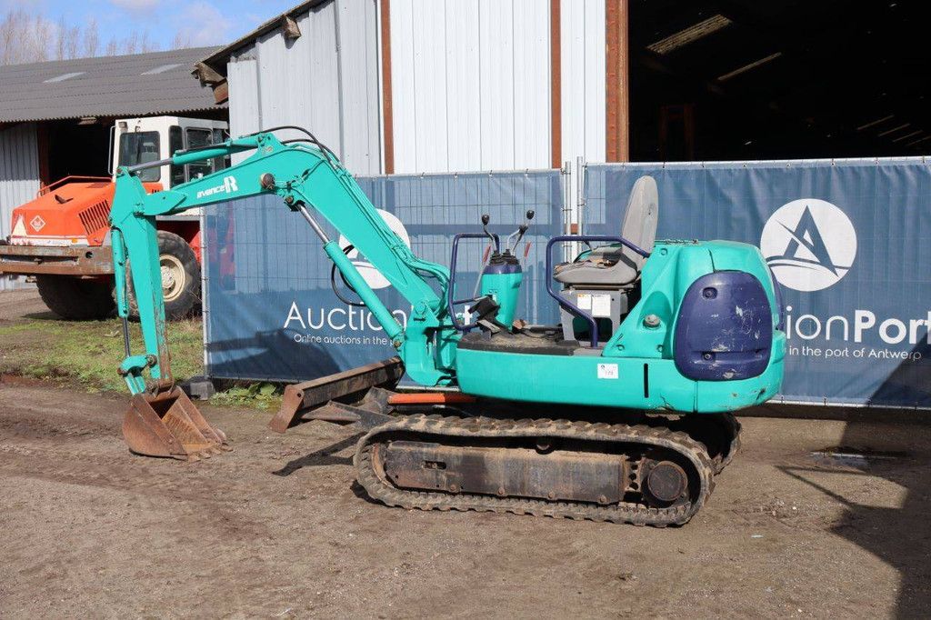 Rupsgraafmachine Komatsu PC27R-8 Diesel 19kW