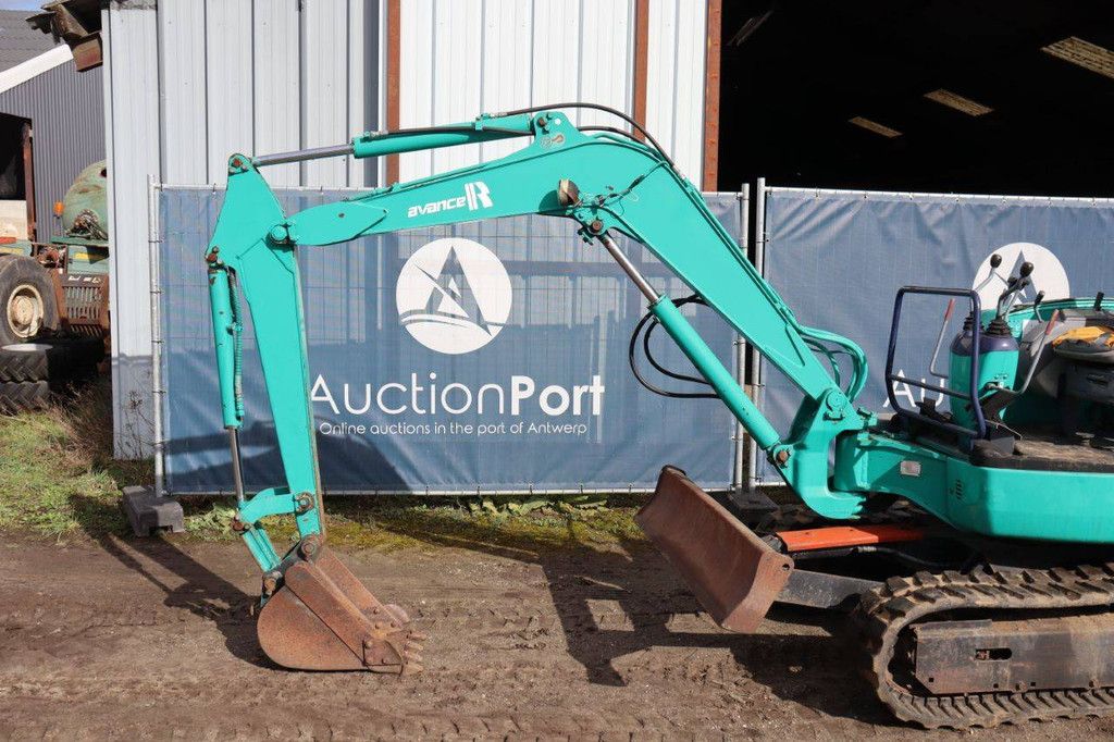 Rupsgraafmachine Komatsu PC27R-8 Diesel 19kW