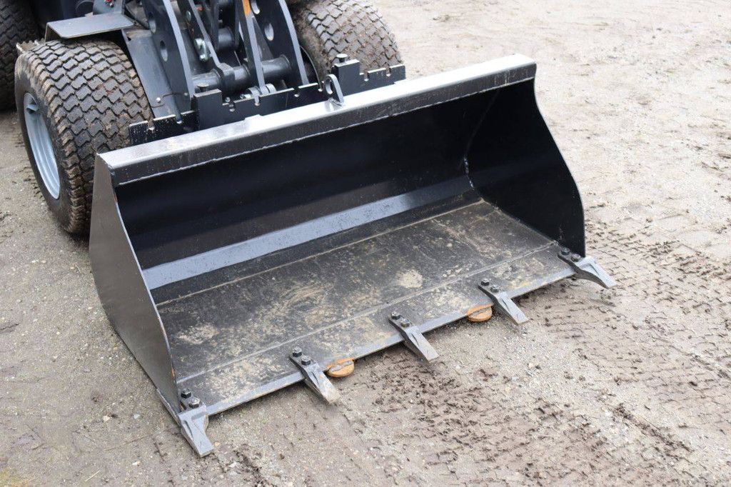 Articulated loader Heracles H160 Diesel 18kW 2025