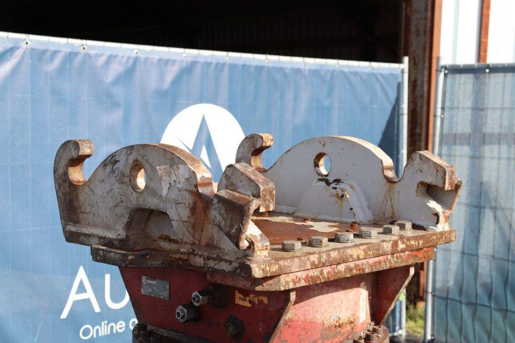 Sorteergrijper Demarec D24H-P-HD 2016