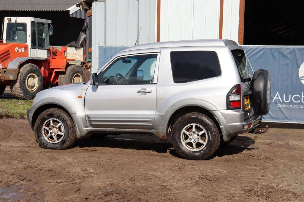 SUV Mitsubishi PAJERO 3.2 DI GLX HRLS Diesel 161pk 2002