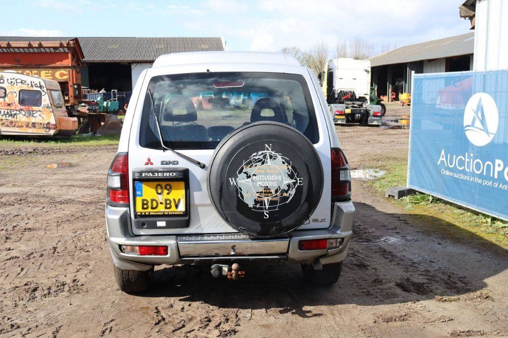 SUV Mitsubishi PAJERO 3.2 DI GLX HRLS Diesel 161pk 2002