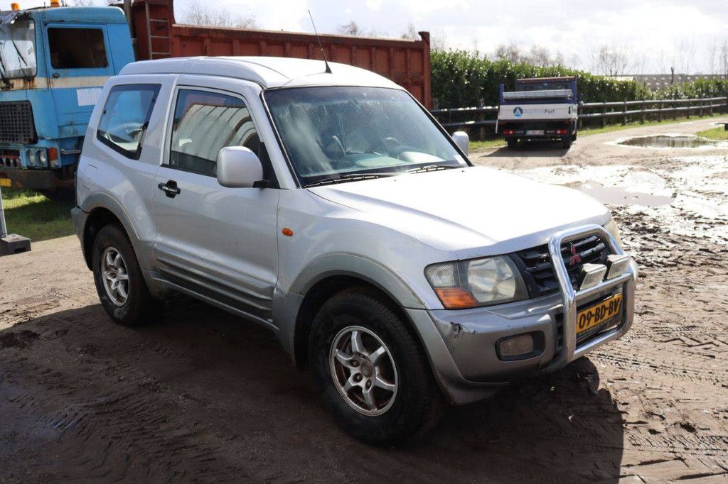 SUV Mitsubishi PAJERO 3.2 DI GLX HRLS Diesel 161pk 2002