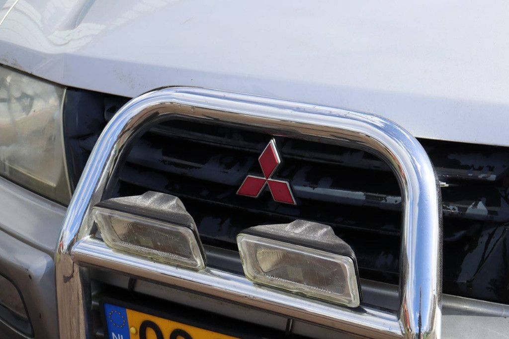 SUV Mitsubishi PAJERO 3.2 DI GLX HRLS Diesel 161pk 2002