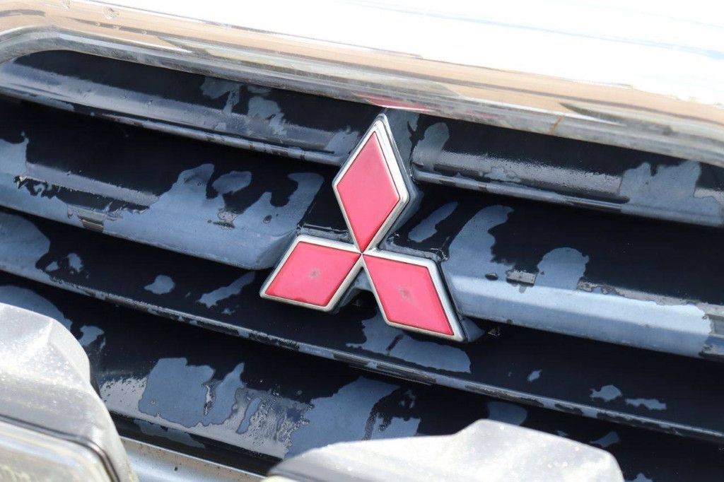 SUV Mitsubishi PAJERO 3.2 DI GLX HRLS Diesel 161pk 2002