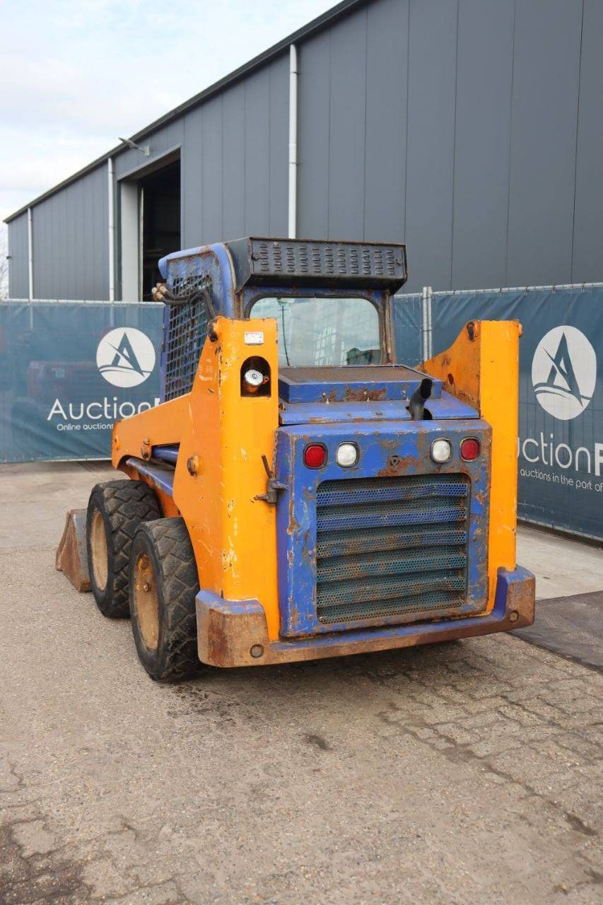 Schranklader Gehl R190 Diesel 2014