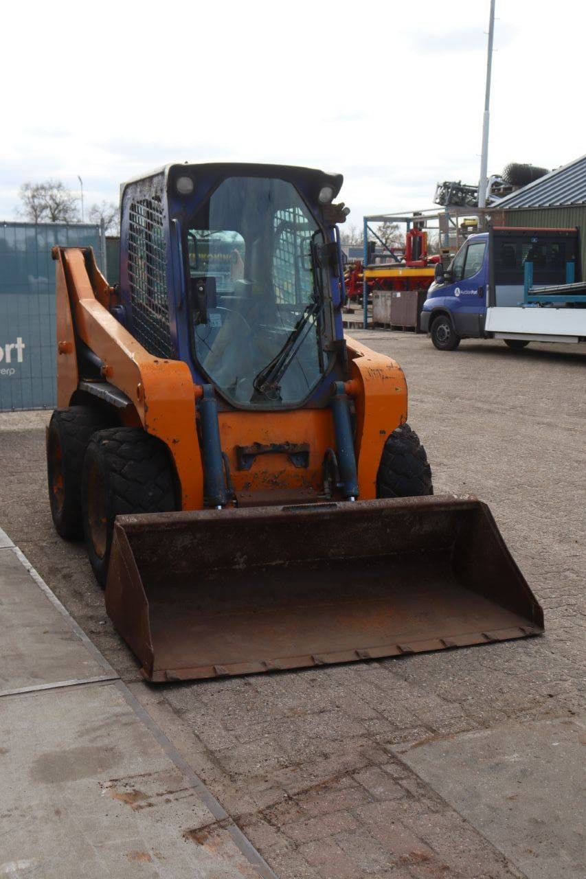 Schranklader Gehl R190 Diesel 2014