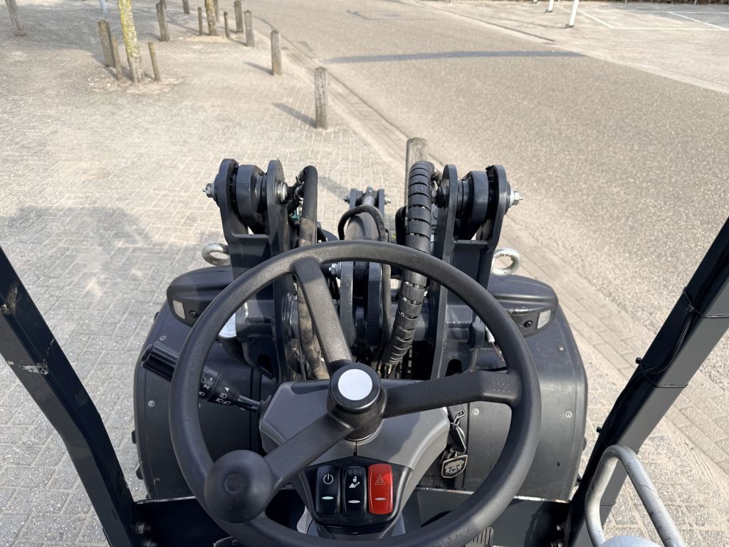 PITBULL X28-45CRT Shovel