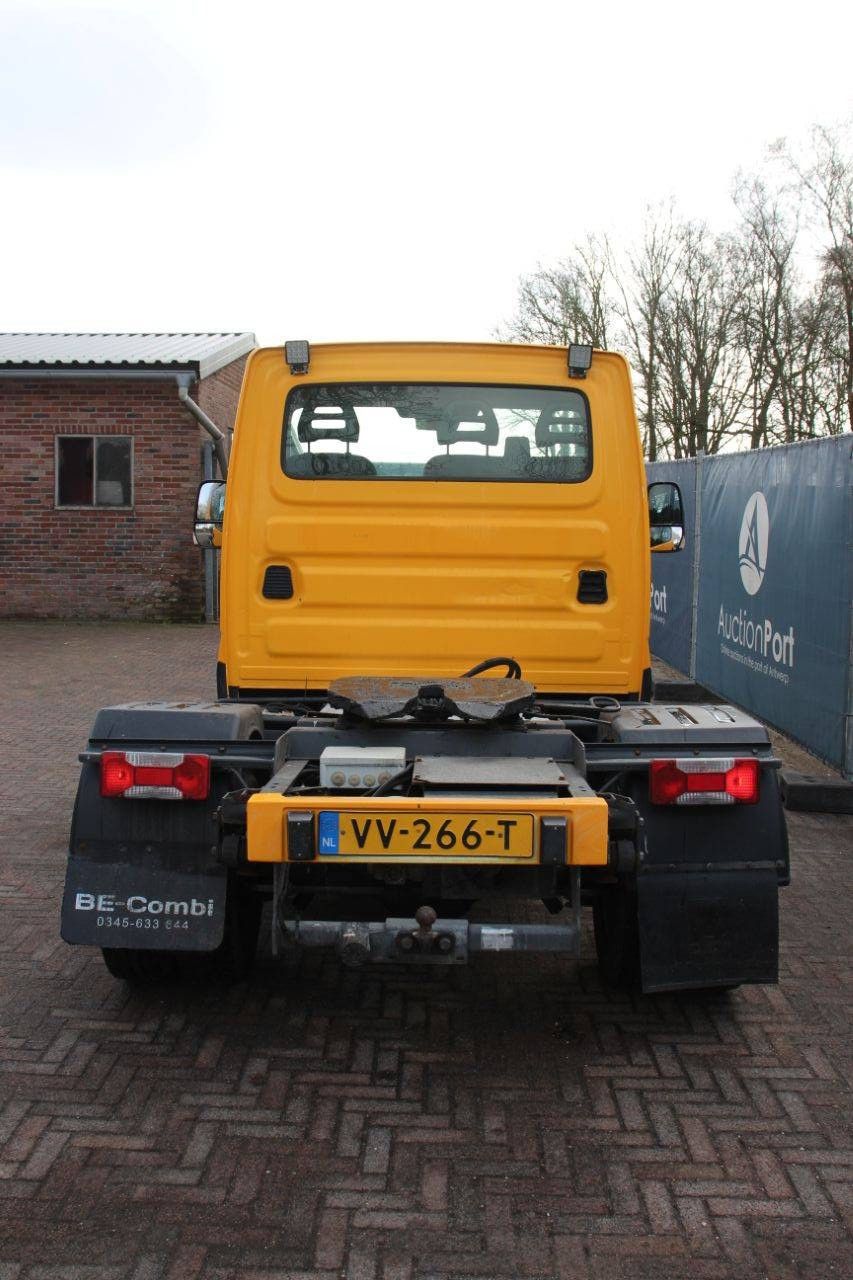 Fahrgestell mit Fahrerhaus Iveco Daily 40C17 Diesel 170 PS, Baujahr 2016