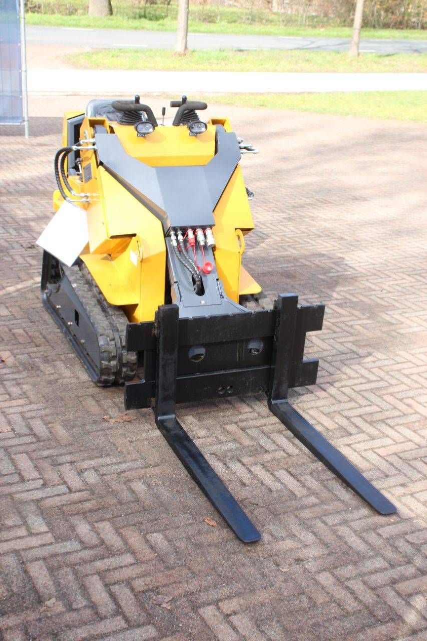 Qingdao CS480 Kompaktlader, Benzin, 10 kW, Baujahr 2025, Neu