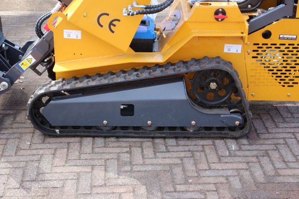 Qingdao CS480 Kompaktlader, Benzin, 10 kW, Baujahr 2025, Neu