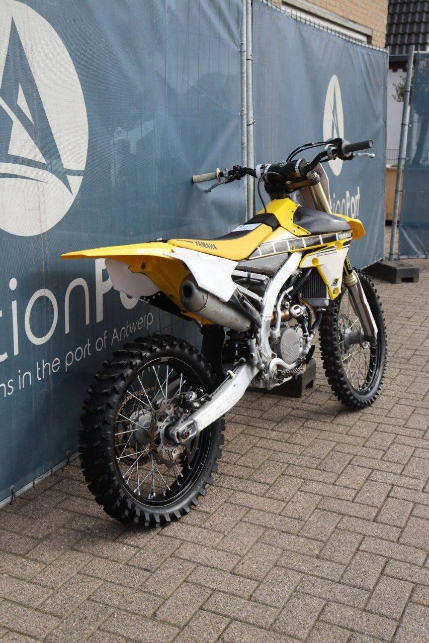 Crossmotor Yamaha Promax Benzine (Marge)